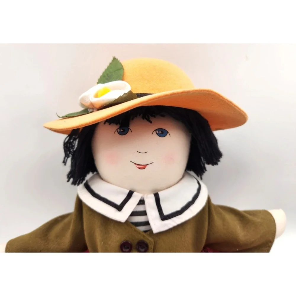 Mary Engelbreit Meghan Girl Cloth Doll Hat Shoes Dress Yarn Hair SCARCE